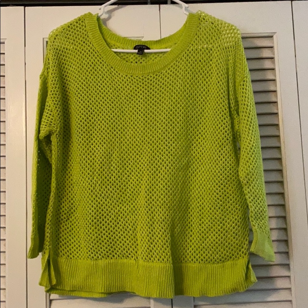 Women’s sweater